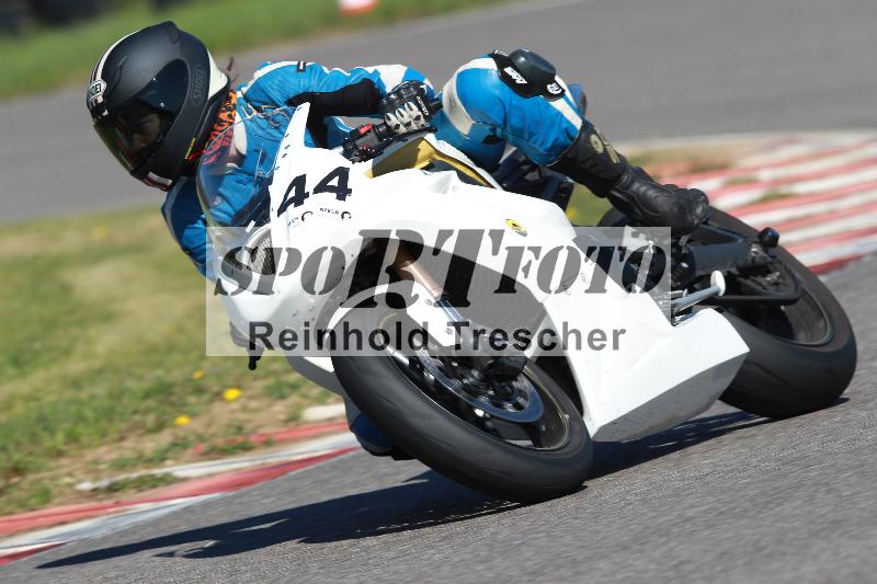 /Archiv-2022/08 17.04.2022 Speer Racing ADR/Gruppe gelb/44